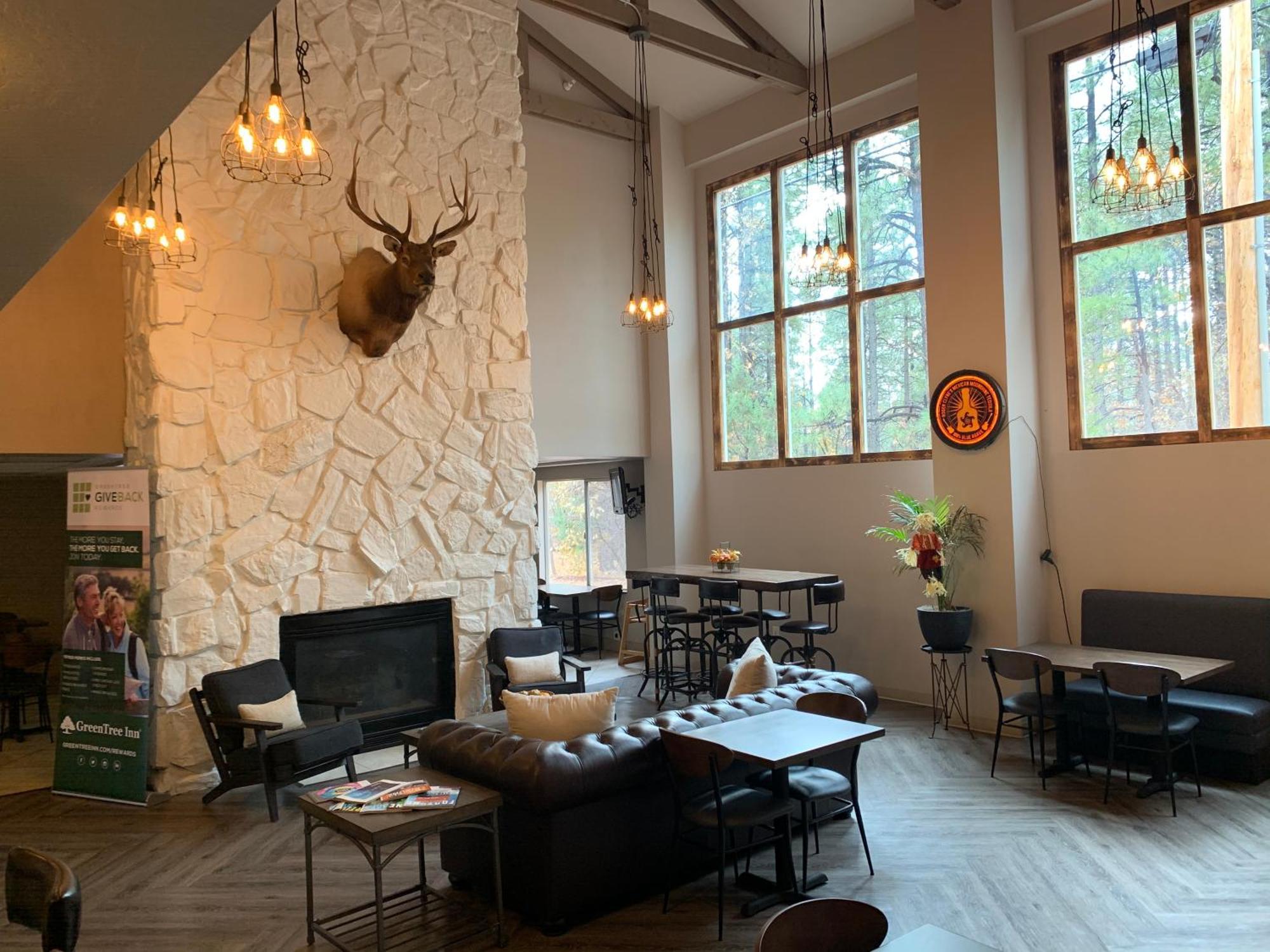 Greentree Inn & Suites Pinetop Екстер'єр фото